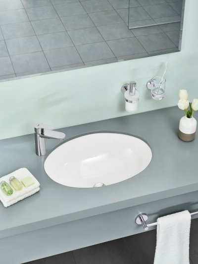 BauEdge Single-Lever Basin Mixer 1/2